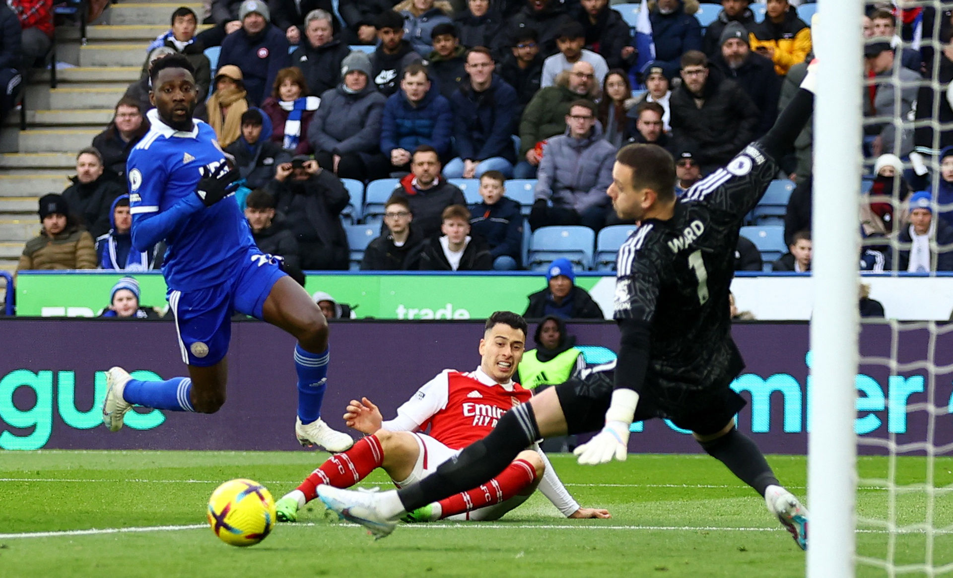 板凳深度不 板凳深度不